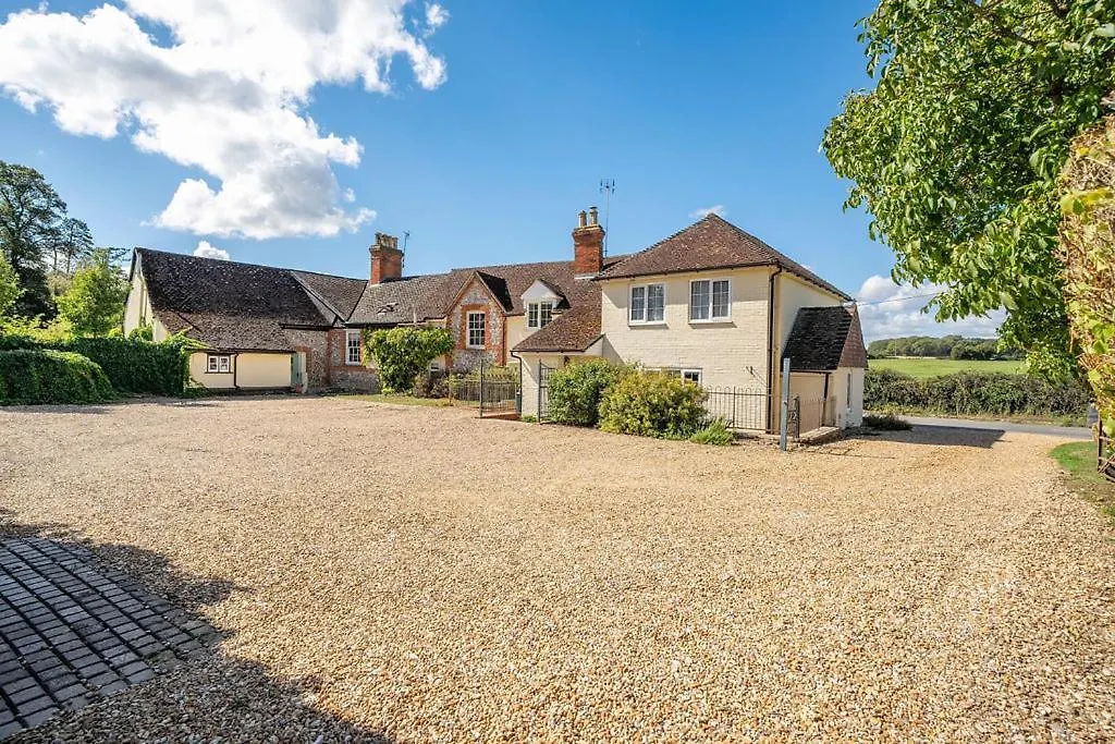 Cleaver Cottage-1