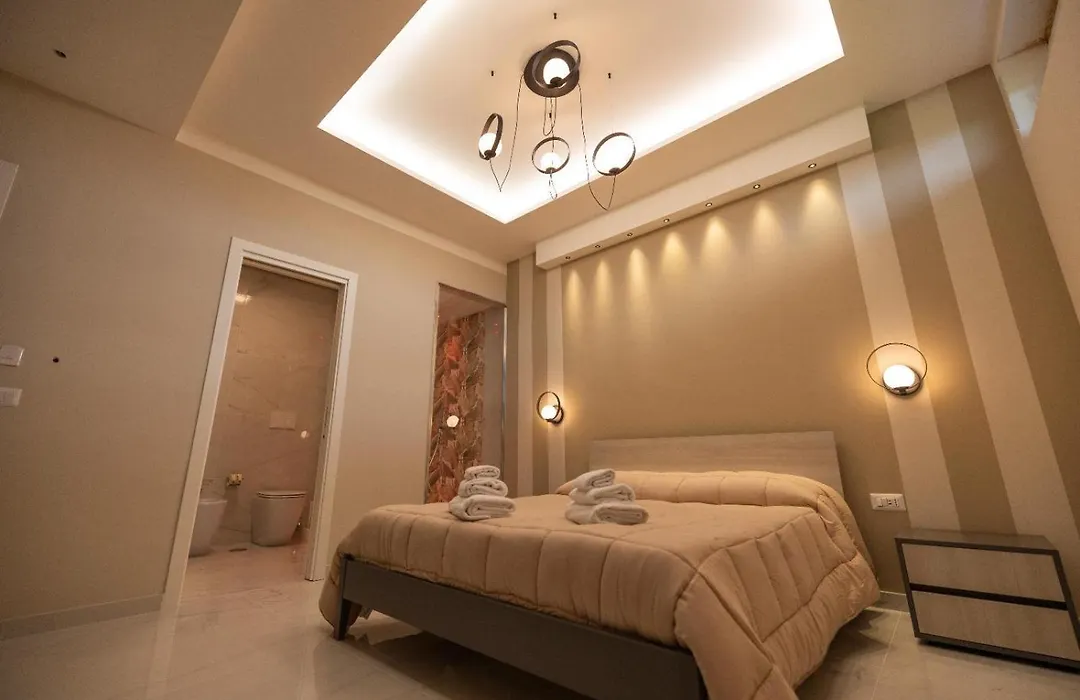 Luxury Rooms-1