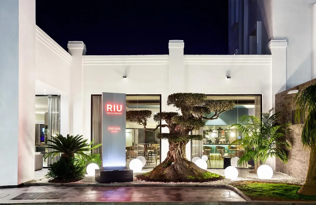 Hotel Riu Chiclana-1