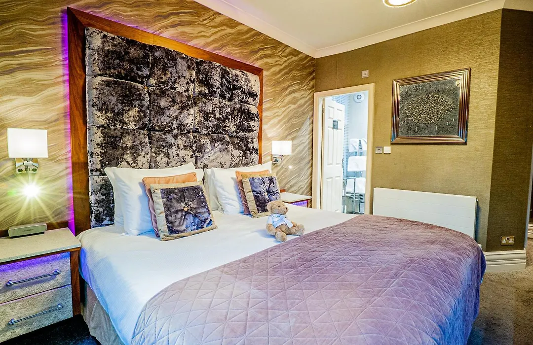 The Cranleigh Boutique-1