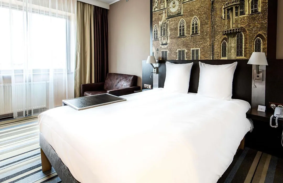 Mercure Wroclaw Centrum-1