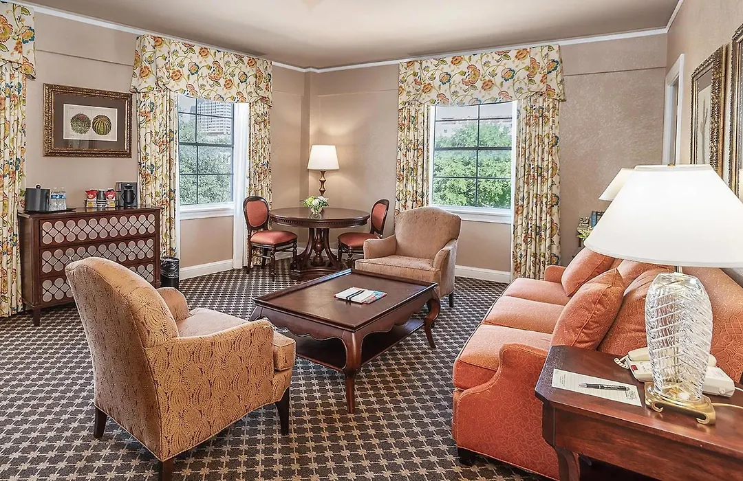 Menger Hotel-1