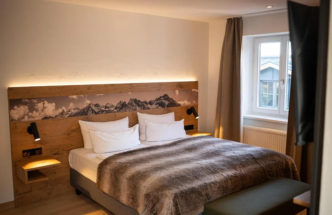 Alpin Lifestyle Hotel Löwen&Strauss-1