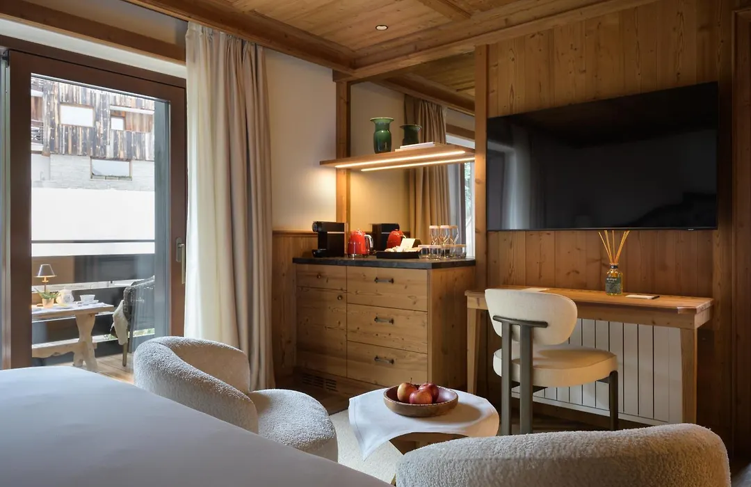 Hotel Tyrol-1