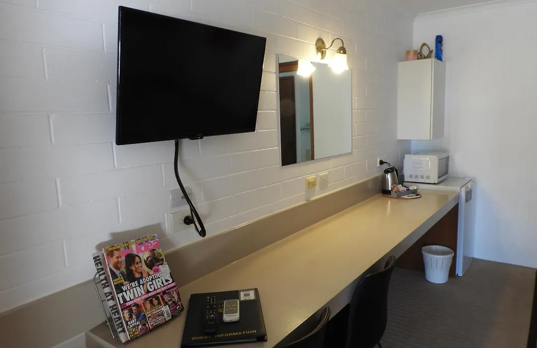 Orana Motor Inn-1