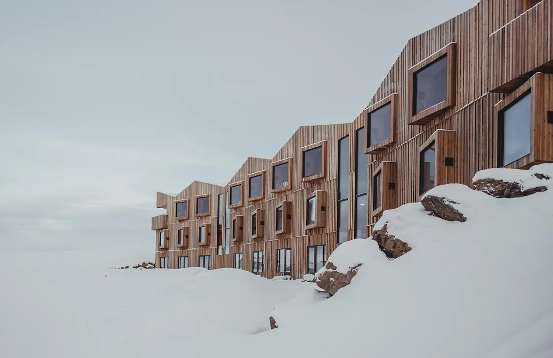 Highland Base Kerlingarfjoell-1