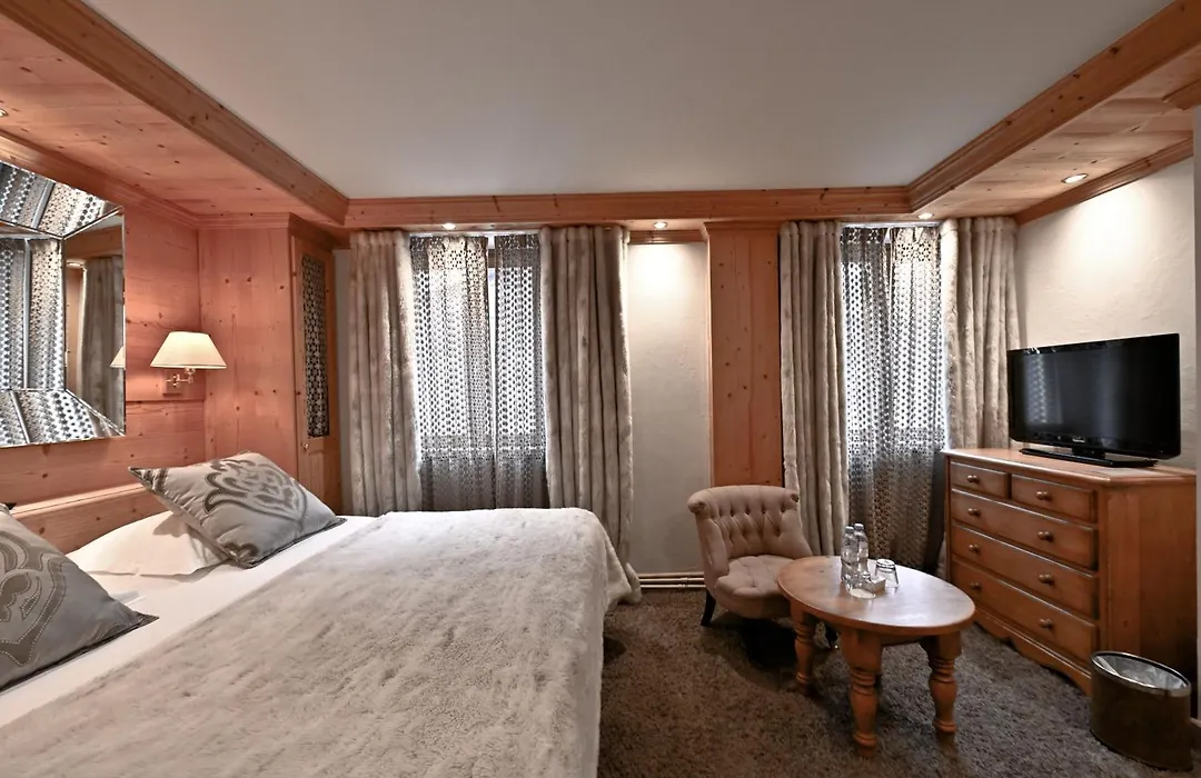 Hotel Tsanteleina-1