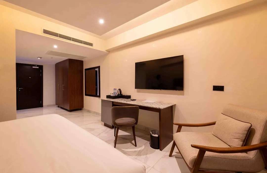 Palms By Eagles Airport City-1