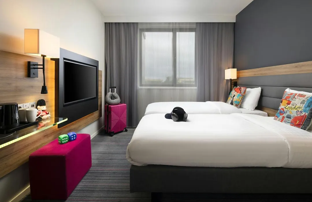 Moxy London Heathrow Airport-1