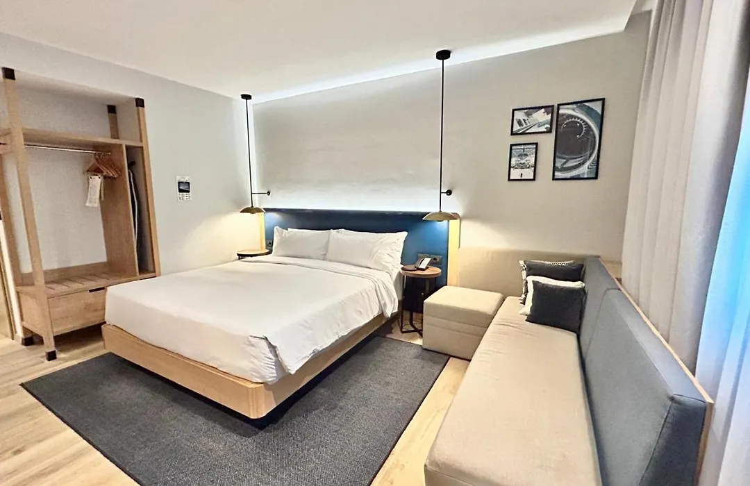 Hilton Garden Inn Bucharest Airport-1