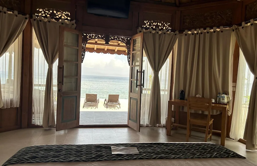 Blue Harbor Beachfront Villas & Resto-1