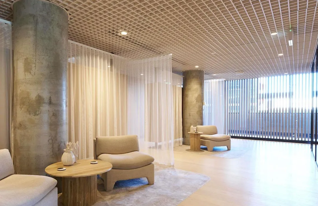 Ibis Styles Melbourne Airport-1