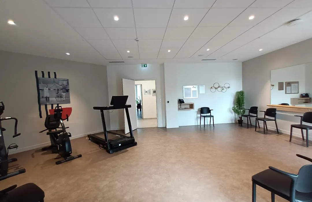 DOMITYS LES COLOMBINES - Résidence Services Seniors-1