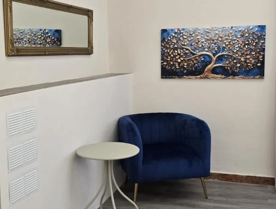 Glint House Prestige-1