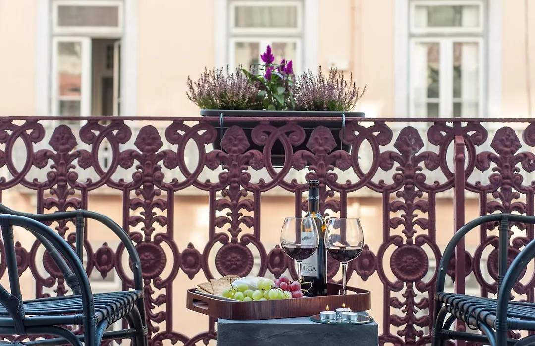Lisbon Cheese&Wine Suites-1