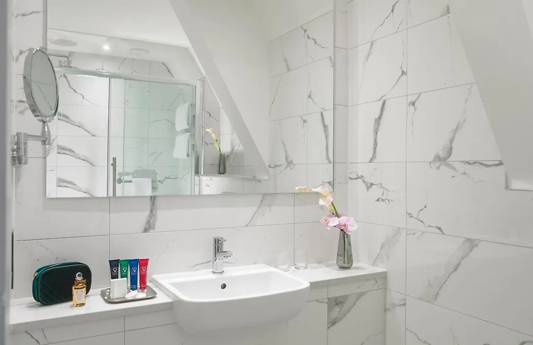 Carrigaline Court Hotel&Leisure Centre-1