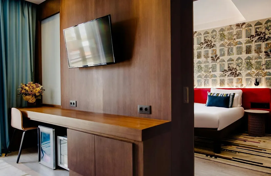 Motel One Madrid-Plaza De Espana-1