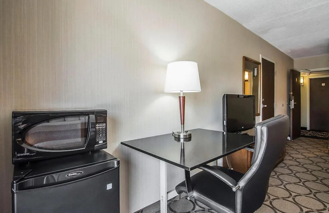 Comfort Inn Sherbrooke - Estrie-1