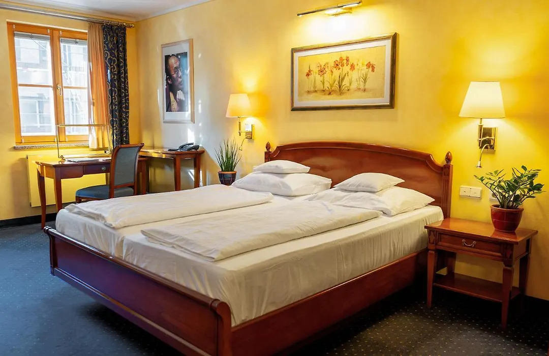 Altstadthotel Bräuwirt-1