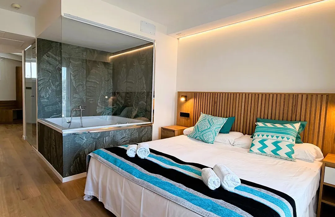 Welikehotel Triton Beach-1