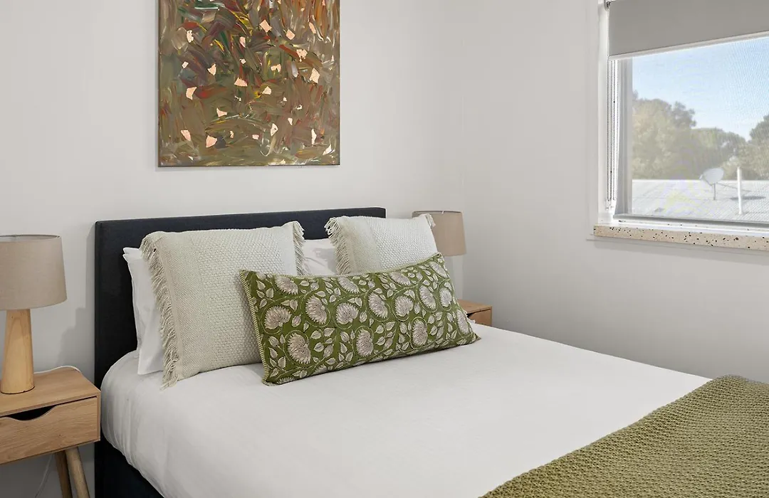Loxton Courthouse Apartments-1