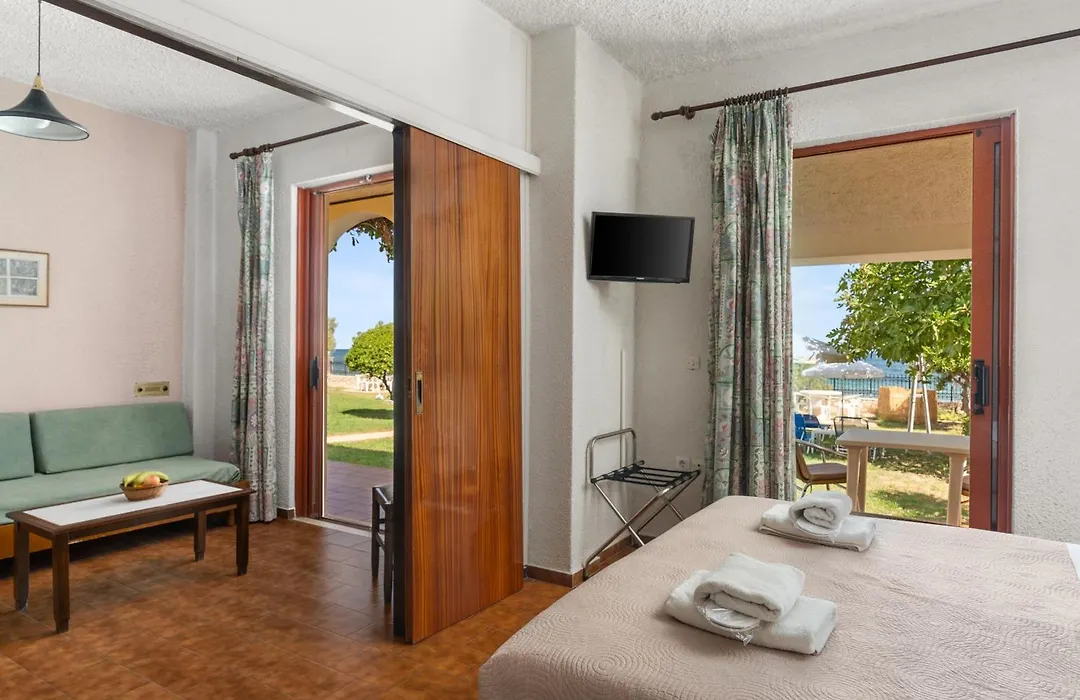 Iliessa Beach Hotel By Ghh-1