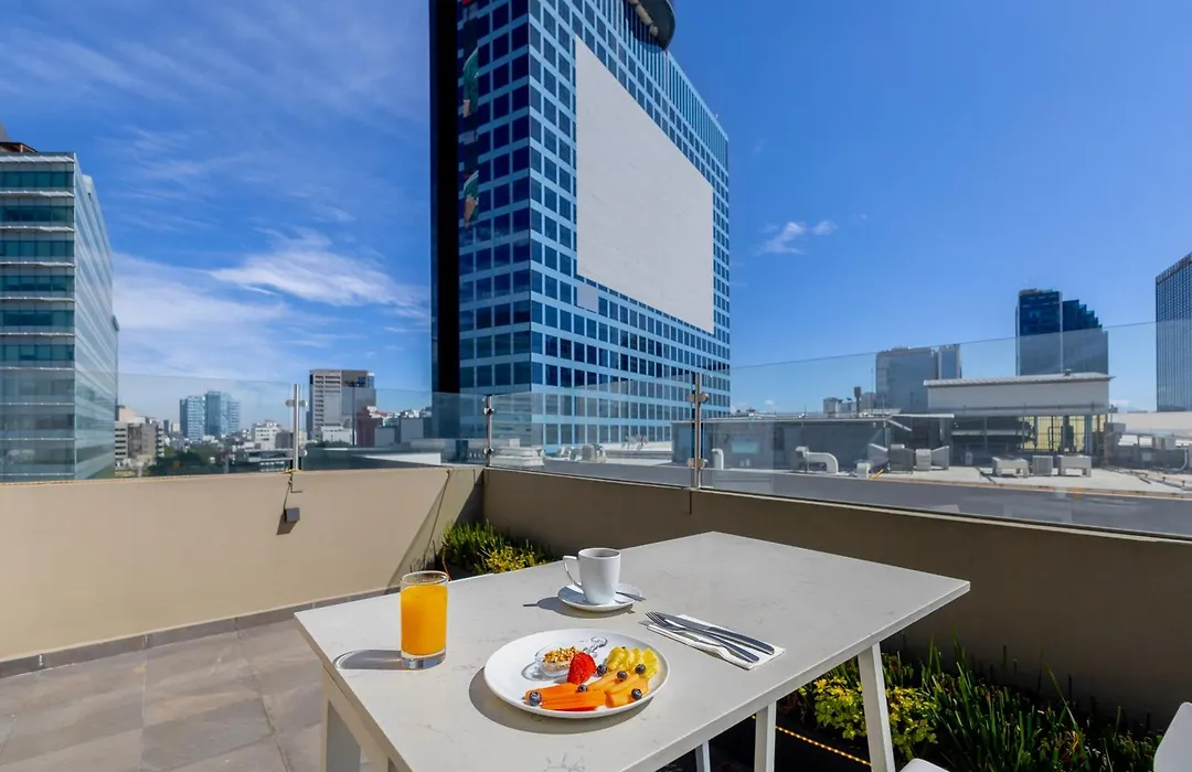 Isaaya Hotel Boutique By Wtc-1
