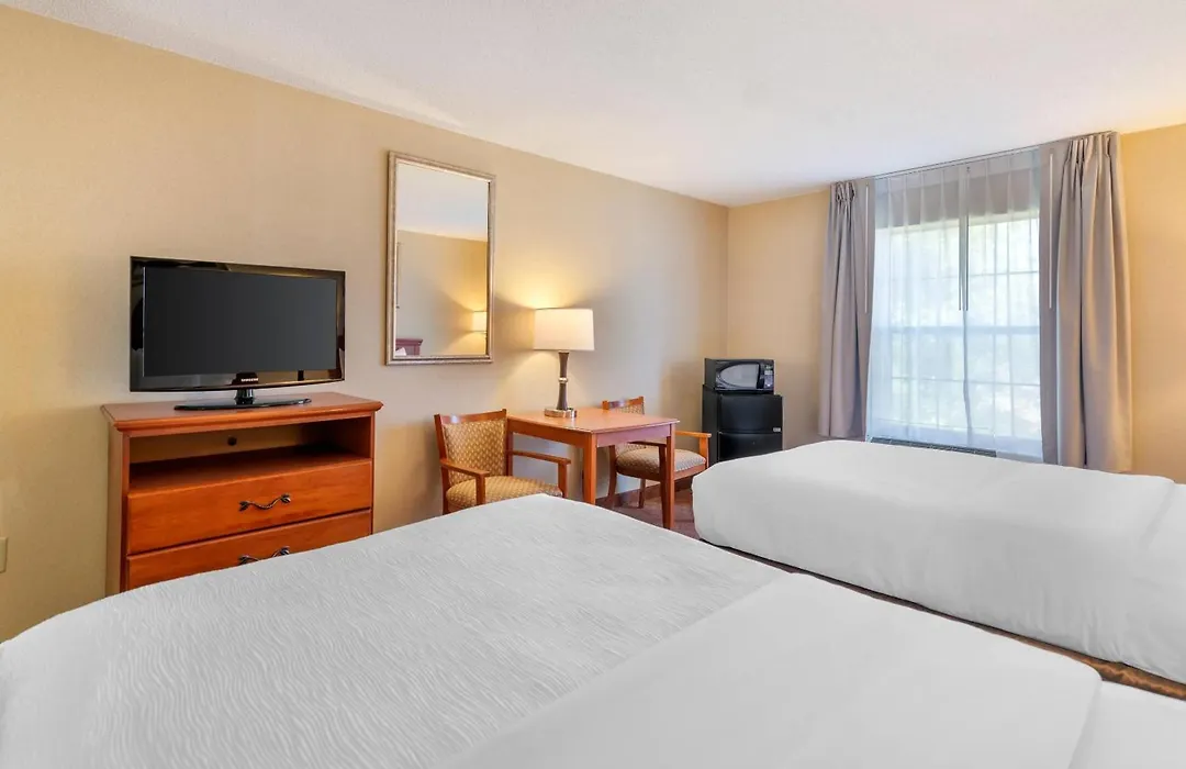 Quality Inn At Bangor Mall-1