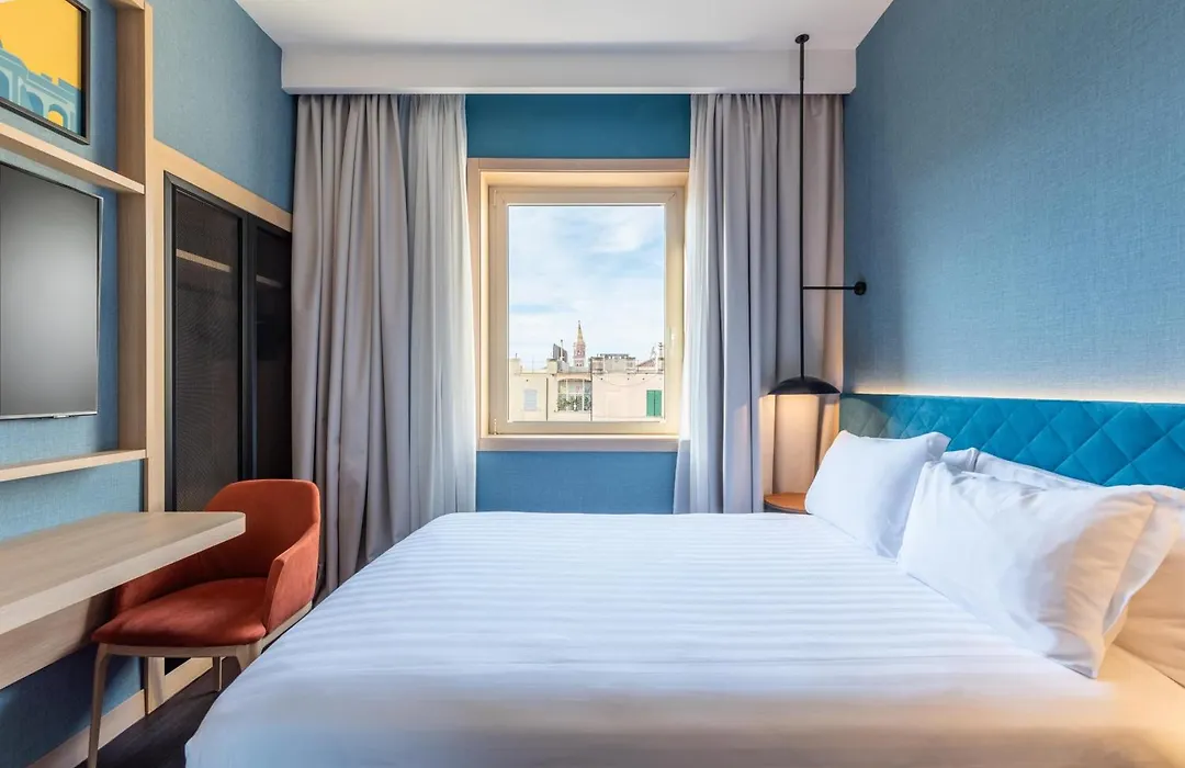 Hilton Garden Inn Rome Colosseum-1