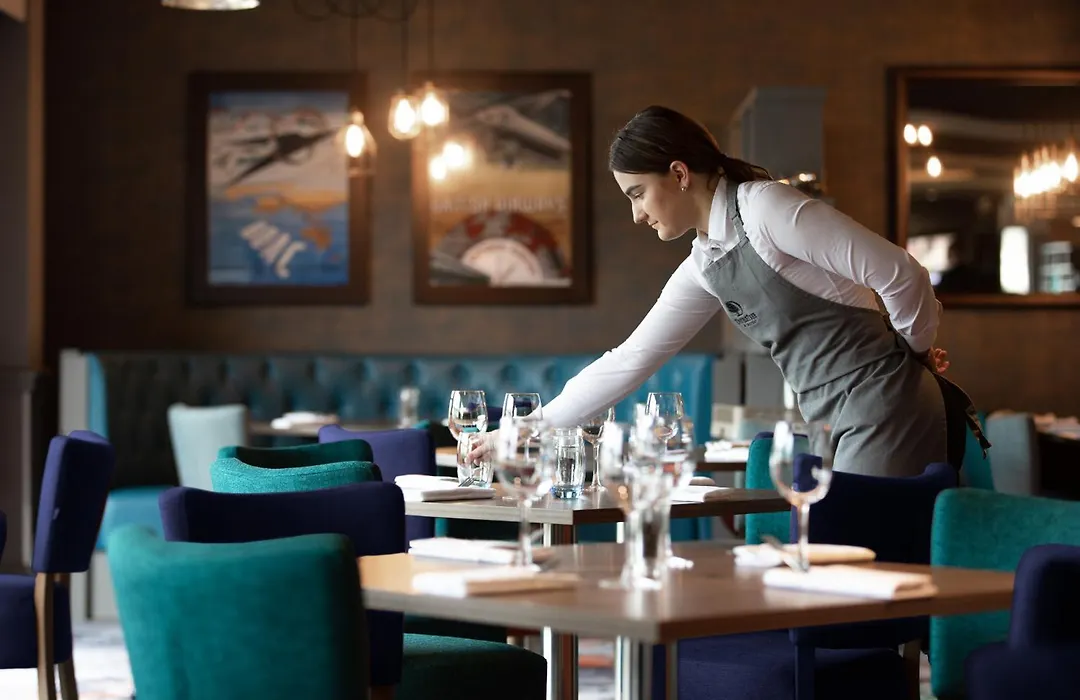 Doubletree By Hilton Edinburgh Airport-1