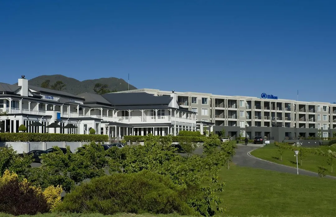 Hilton Lake Taupo-1