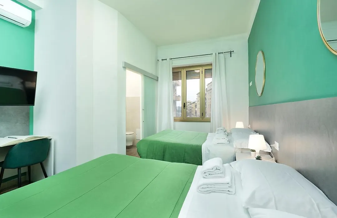 Comfort Rooms Piazza Mariano Armellini-1