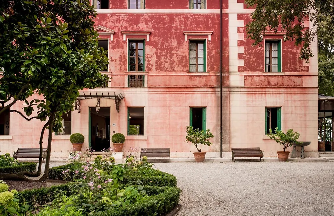 Villa Dei Cipressi-1