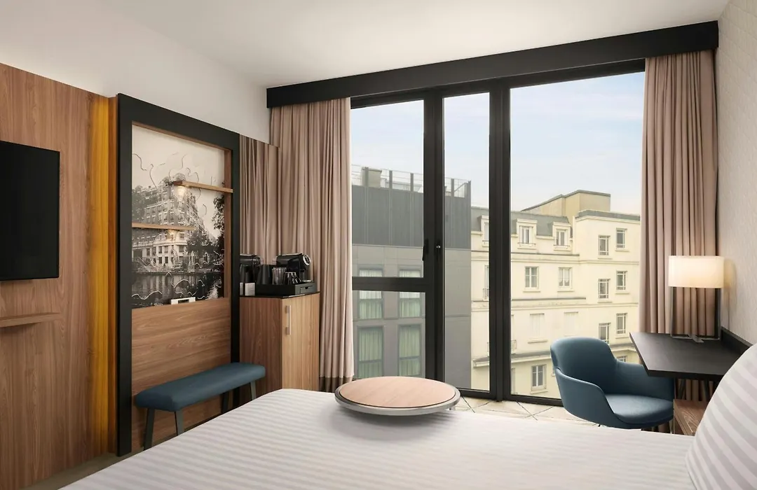 Courtyard By Marriott Paris Porte De Versailles-1