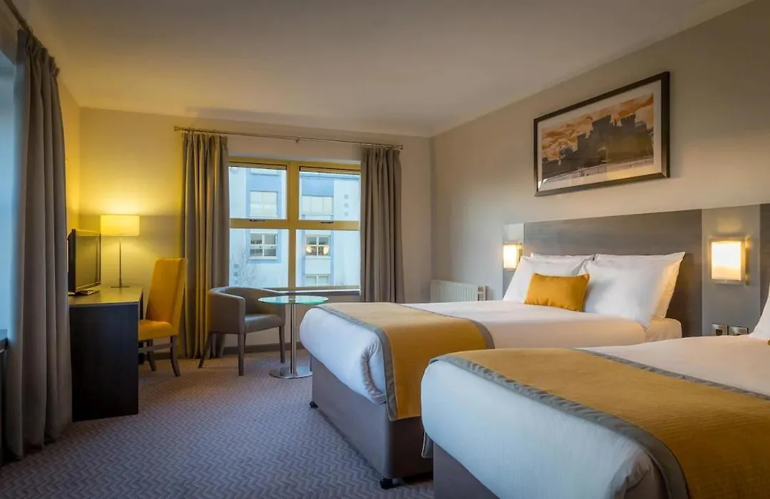Maldron Hotel Glasgow City-1