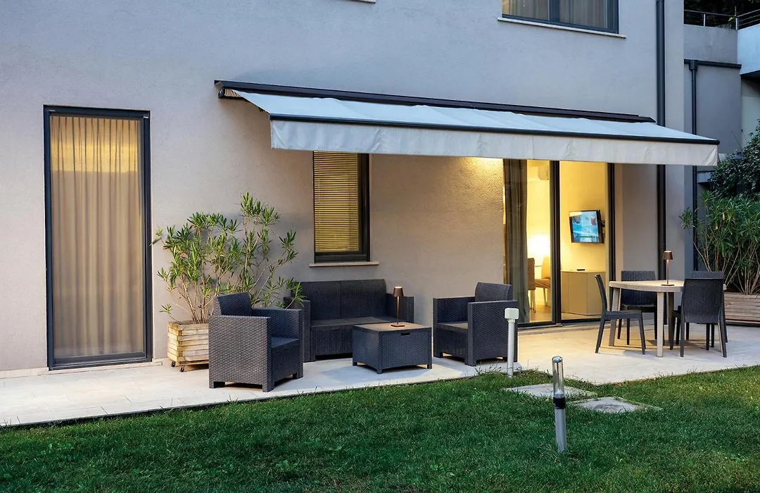 Residence La Torre con private park-1