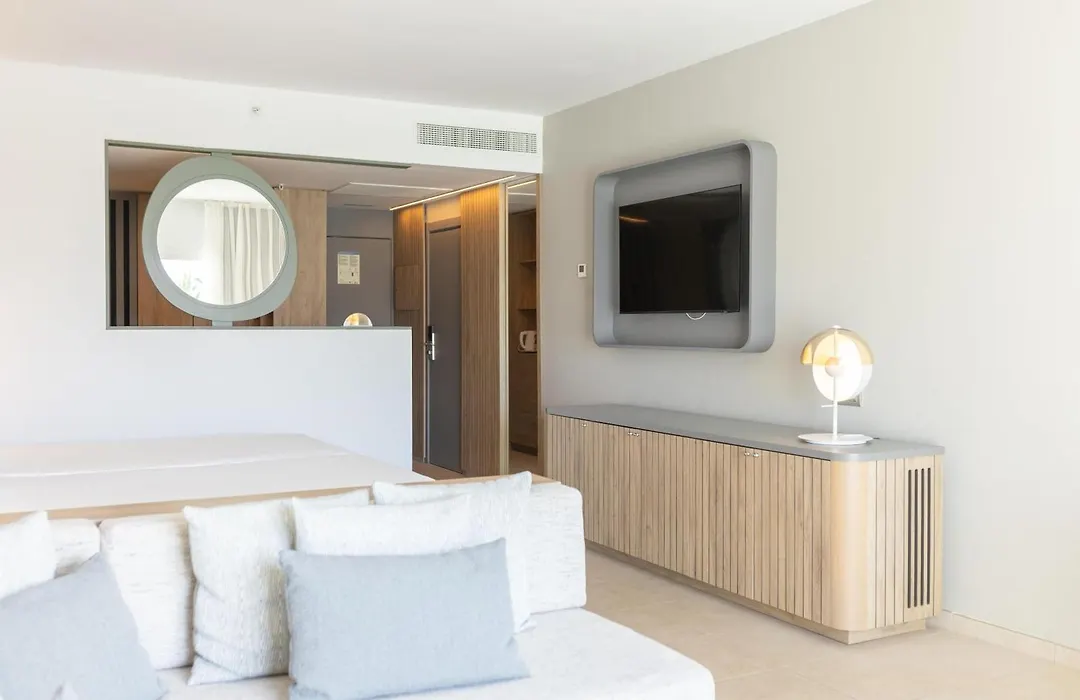 Radisson Blu Resort, Lanzarote Adults Only-1
