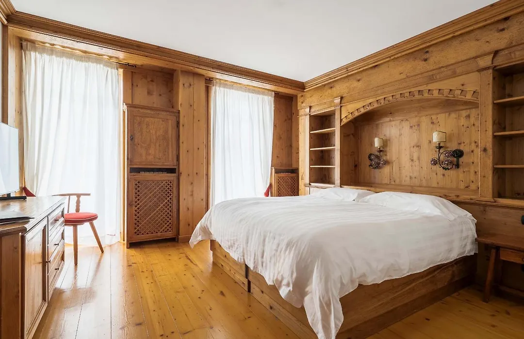 Hotel Cortina-1