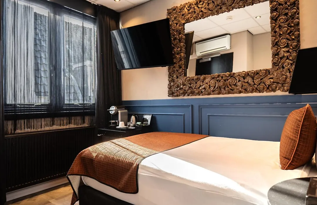 Hotel Sebastians-1