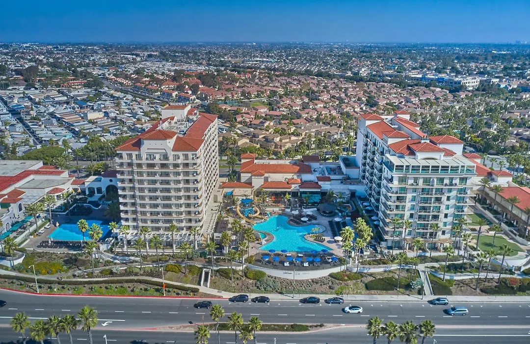 The Waterfront Beach Resort, A Hilton Hotel-1