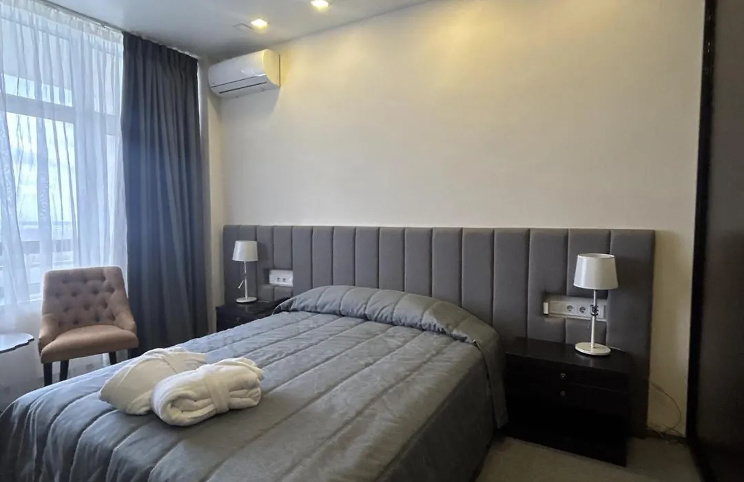 Hotel Kyiv-1