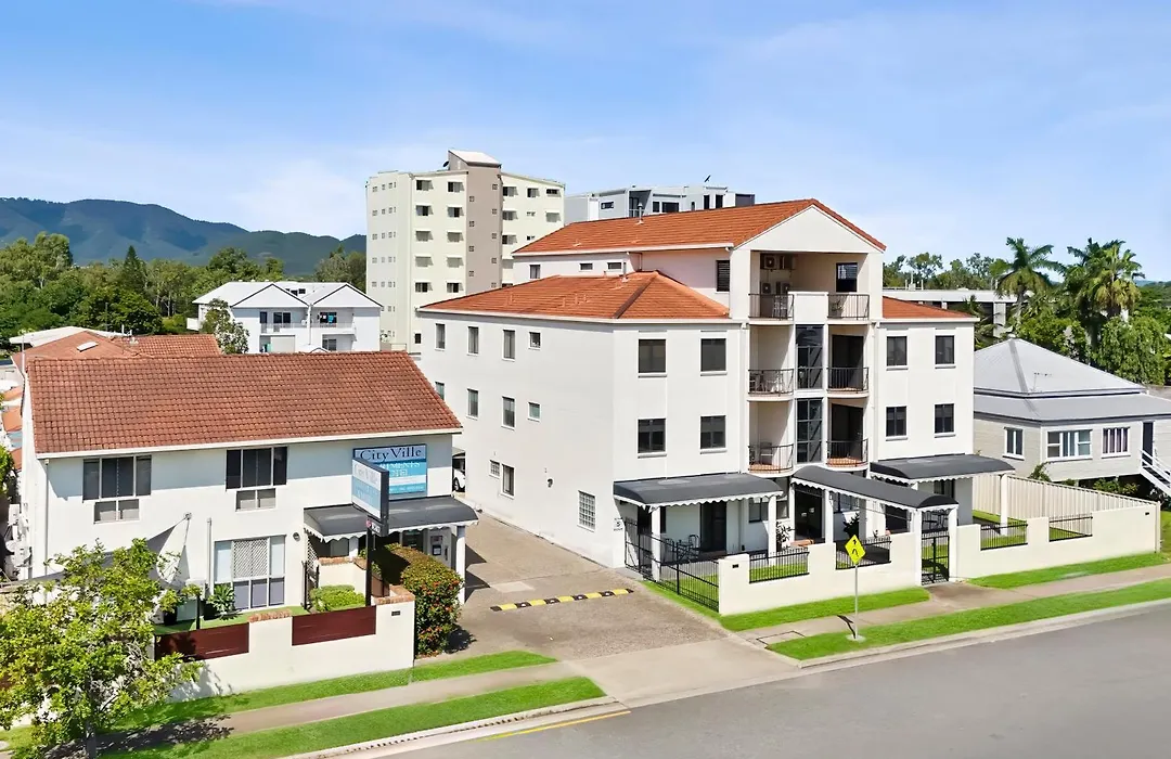 Cityville Apartments & Motel-1