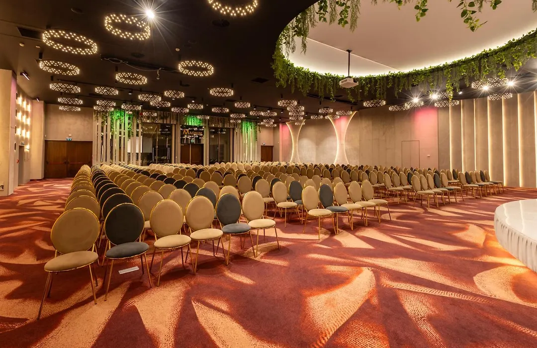 Hotel International Iasi-1