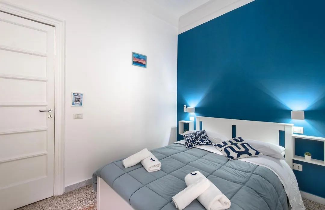 Mellos B&B-1