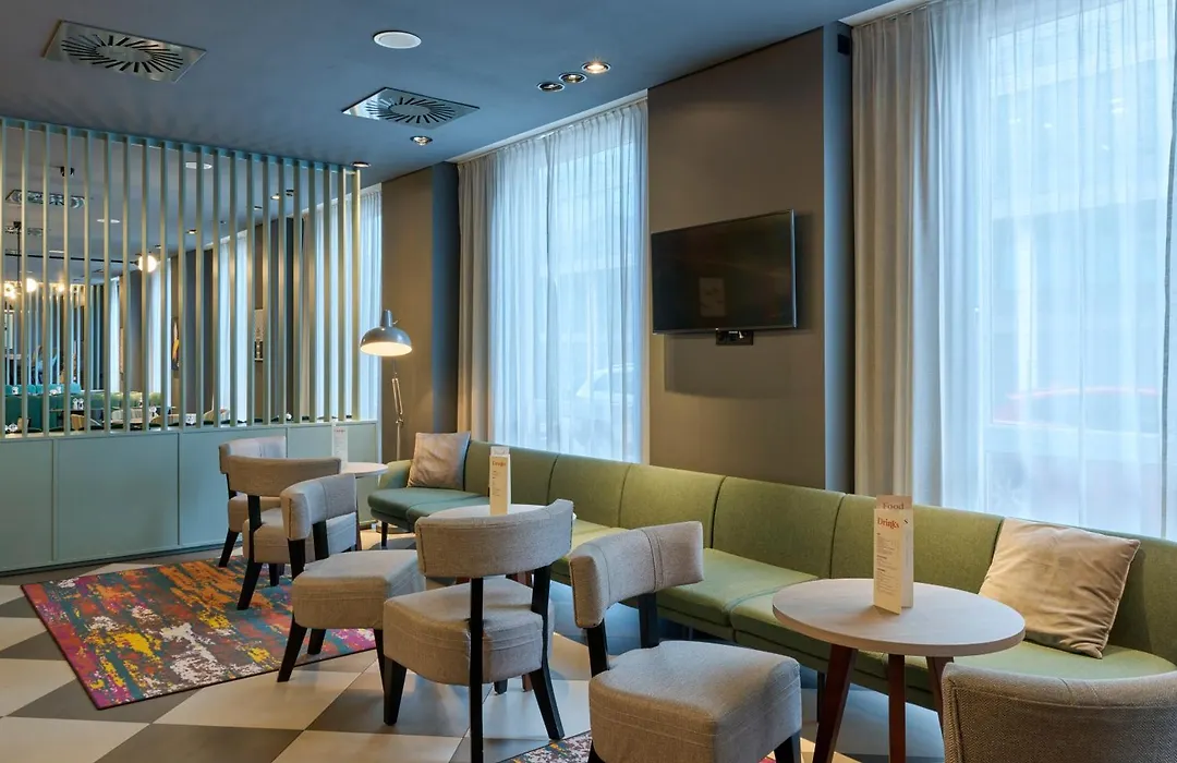 Premier Inn Wien City Hauptbahnhof-1