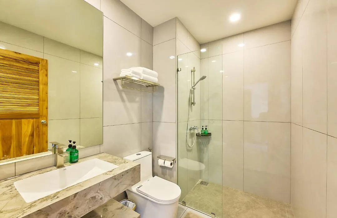 Nai Yang Beach Resort And Spa-1
