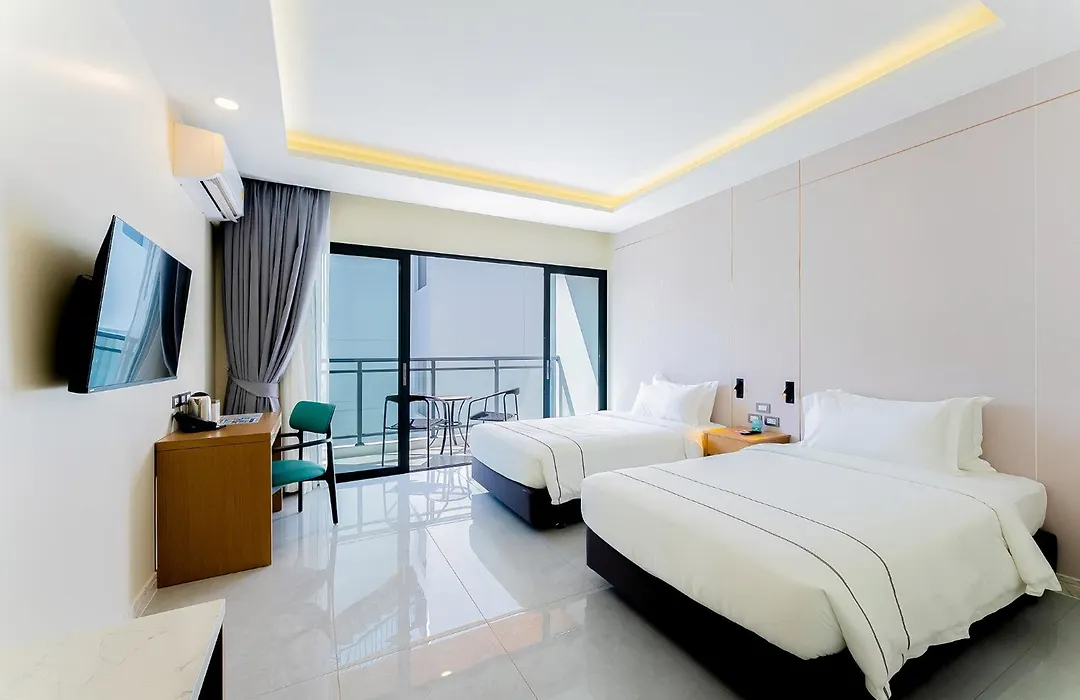 Nai Yang Beach Resort And Spa-1