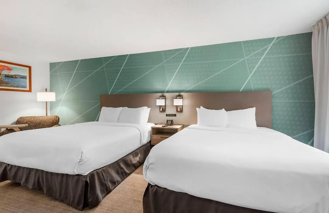 Comfort Inn & Suites Lake George-1