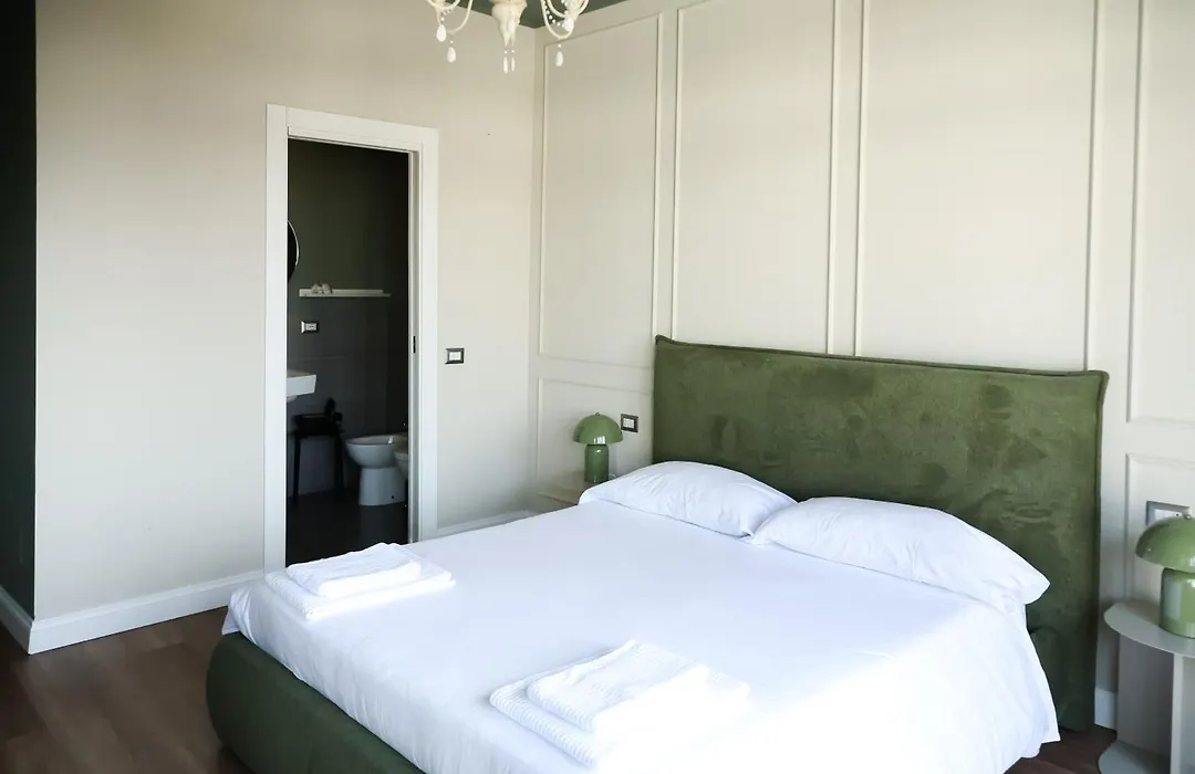 Corso Italia Rooms-1