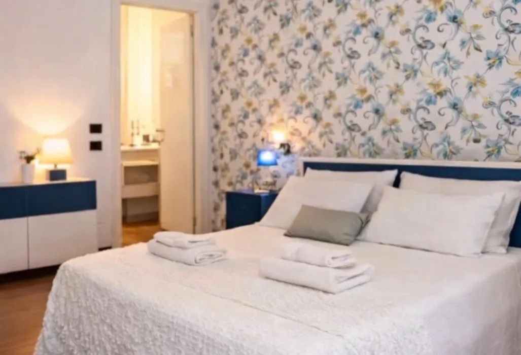 Comfy Vatican Suite-1